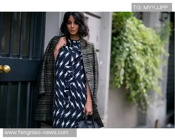 姚明粉色服装展现独特魅力引领时尚潮流的全新风格