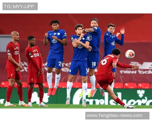 欧冠激战：多特蒙德6比2逆袭拜仁红牌争议引发全场热议