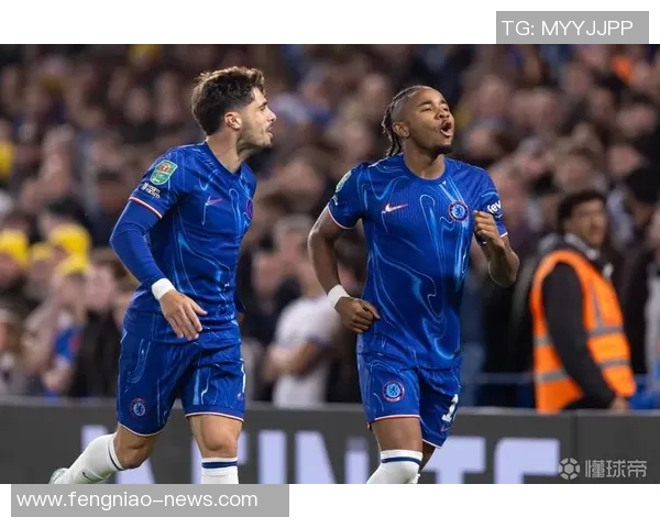 英超激战：里昂狂胜切尔西六球大逆转帽子戏法引爆全场激情