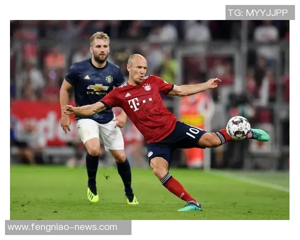 友谊赛精彩对决拜仁与巴黎圣日耳曼战成平局点球大战引发全场热烈反响